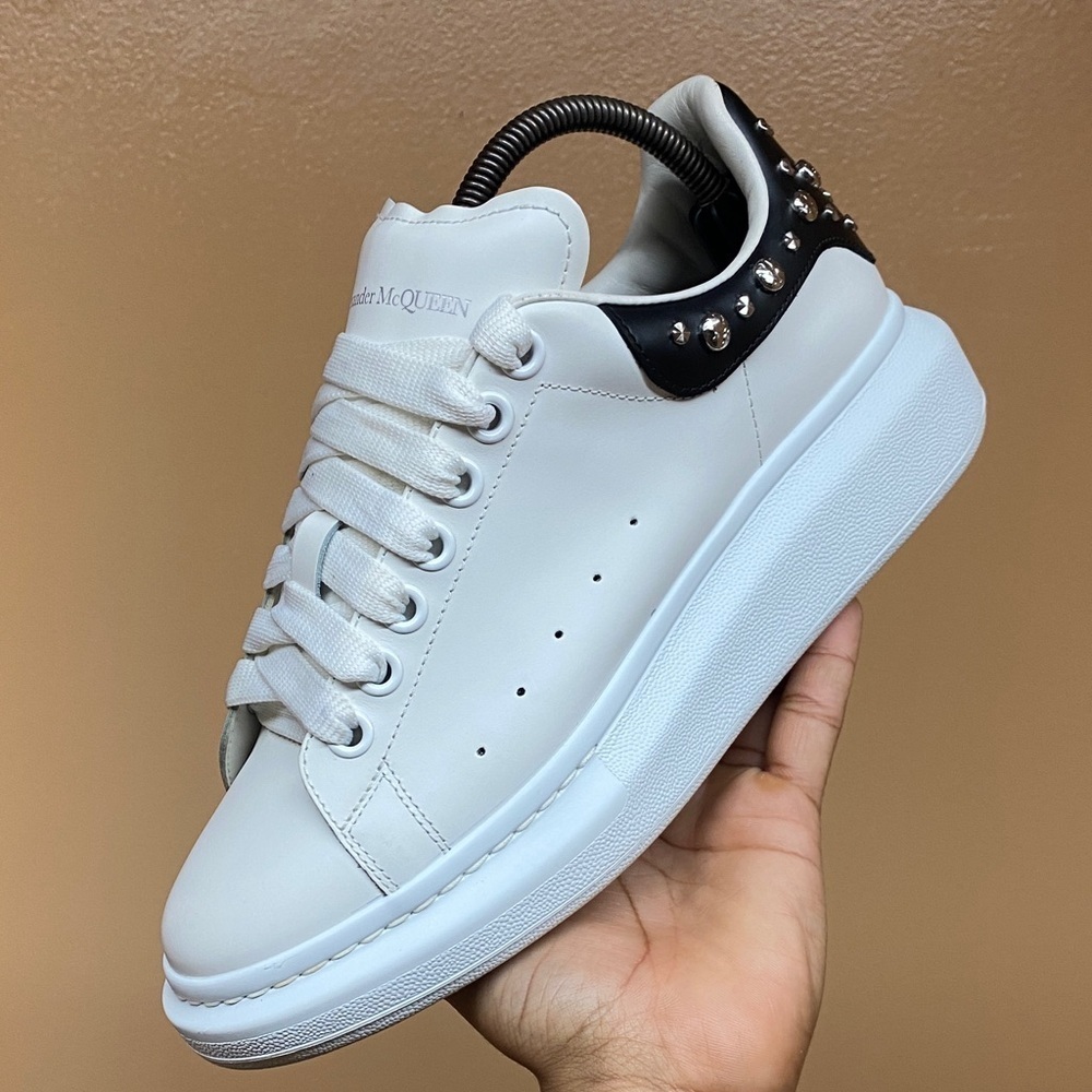 Alexander McQueen Oversized Sneakers “White Studd” EU 40 Women’s Size 10 - Picture 10 of 17